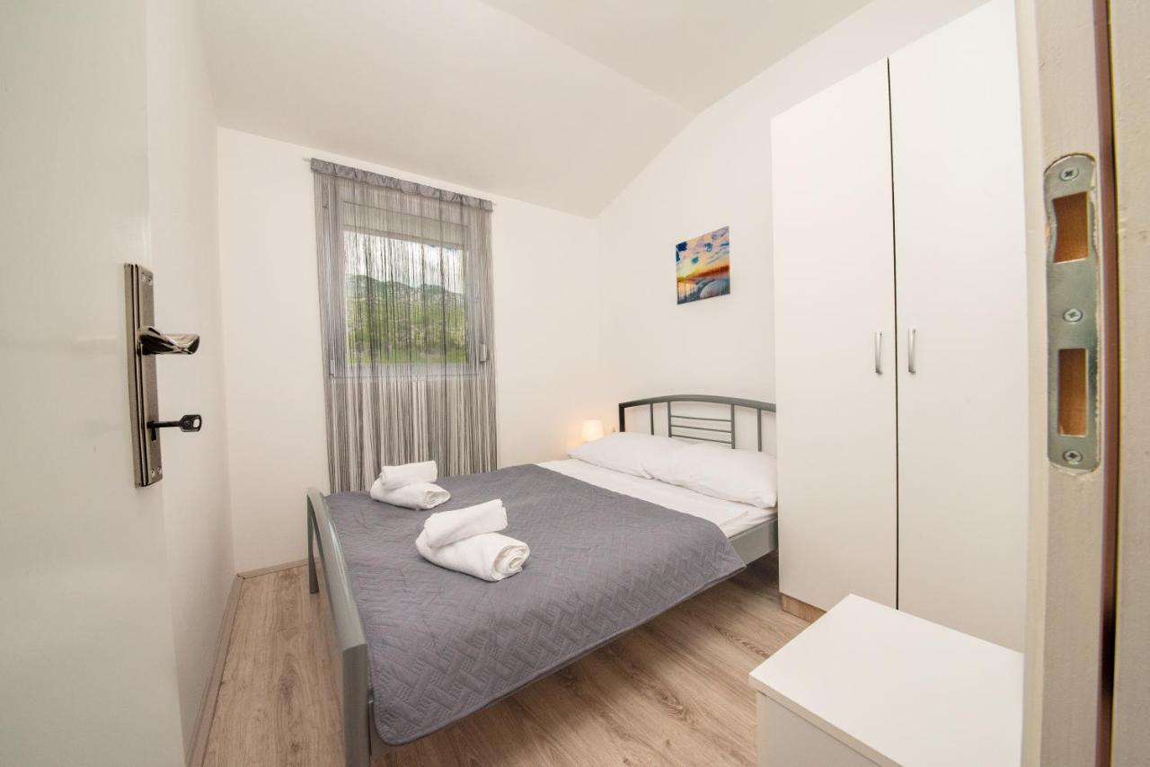 Apartmani Manita Paklenica Seline Exteriör bild